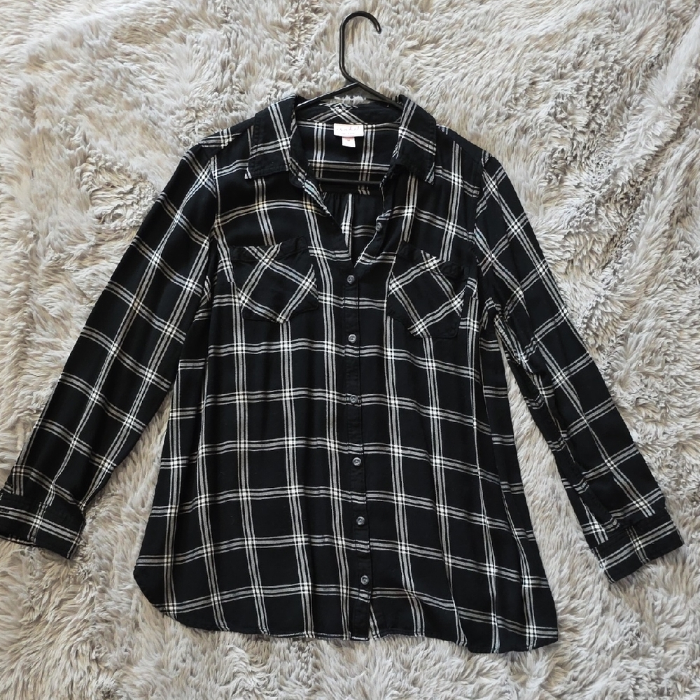 Isabel Maternity by Ingrid & Isabel Black and White Plaid Shirt